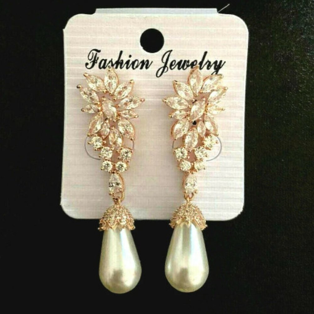 Crystal Pearl Rhinestone Dangle Earrings Cubic Zirconia Drop Earrings